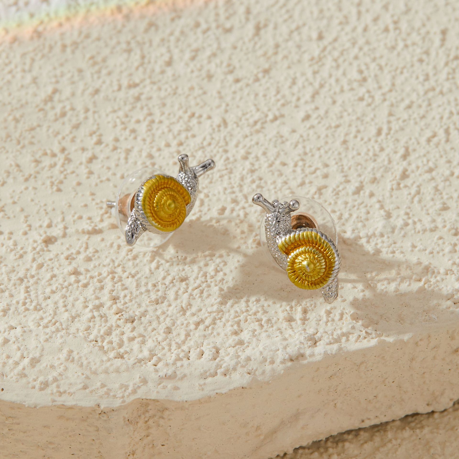 Vintage Fashion Enthusiasts - Vintage Snail Earrings Adornment Fashionable Ear