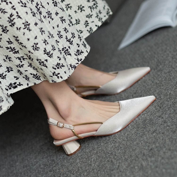 Vintage Style Women Fashion - French Vintage Pointed-Toe Sandals 2026 New