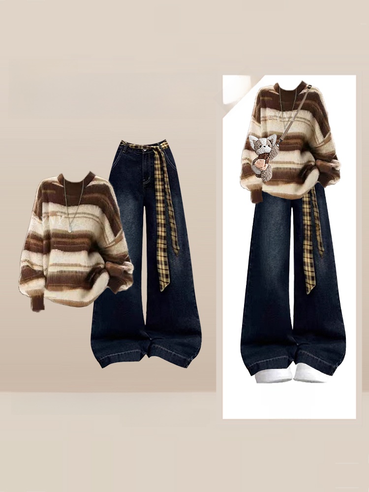Vintage Fashion Show - Loose Long Sleeve Sweater And Wide