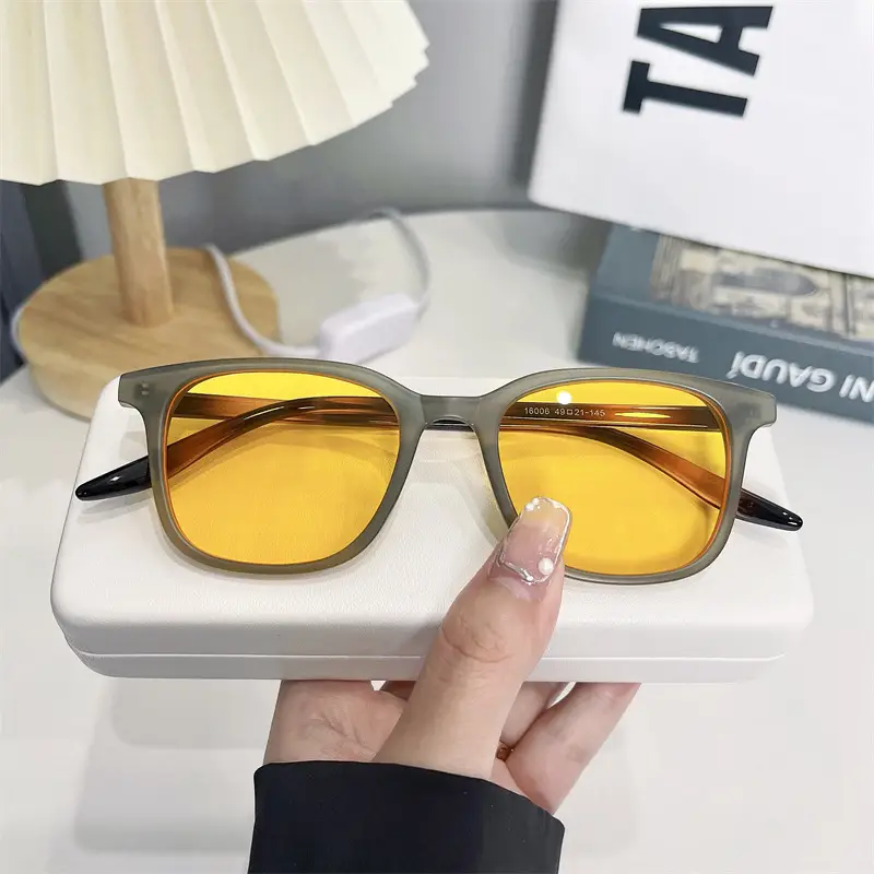 Luxurious RecSunglasses Women  - Vintage Fashion Luxury recension och pris