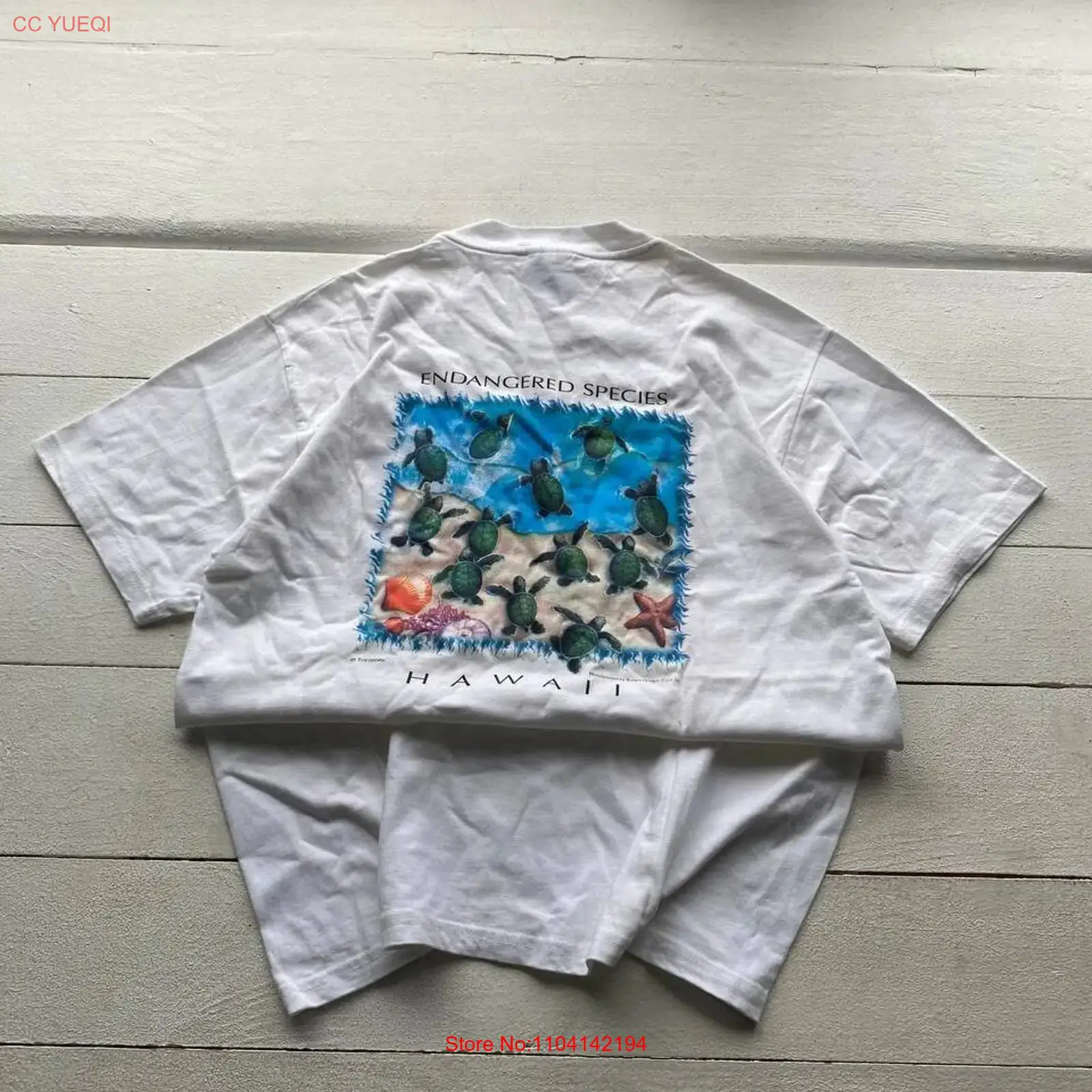 90s Hawaii Endangered Species  - Turtleneck Knit 90S recension och pris
