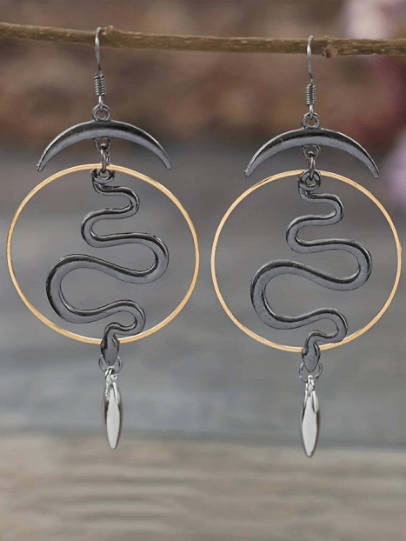Vintage asymmetrical geometric - Vintage Fashion Jewelry recension och pris