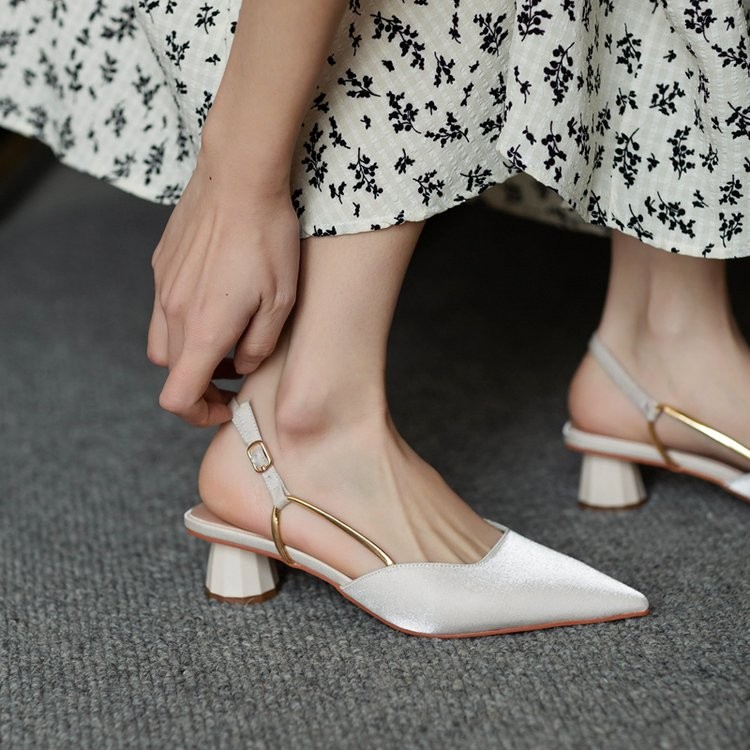 French Vintage Pointed-Toe San - Vintage Style Women Fashion recension och pris