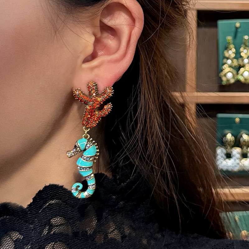 Vintage Blue Seahorse Drop Ear - Vintage Fashion Trends 2025 recension och pris