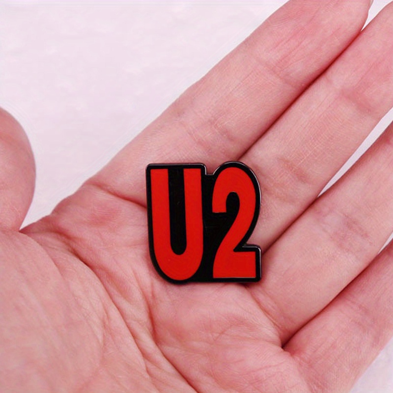 Rock Music Moon U2 Brooch Musi - Vintage Fashion Enthusiasts recension och pris