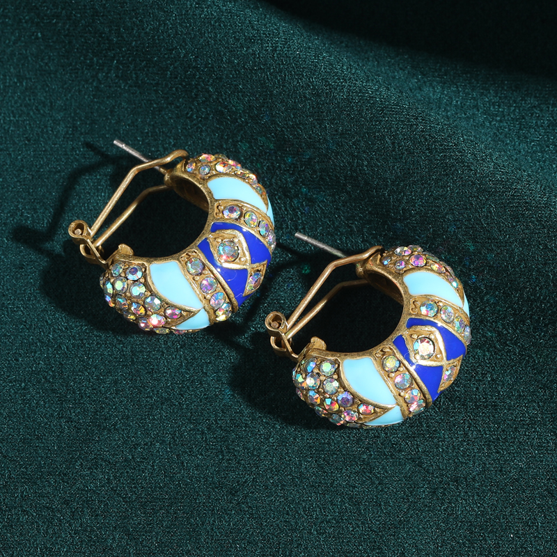 Vintage Luxury Designer Jewelr - Vintage Fashion Trends 2025 recension och pris